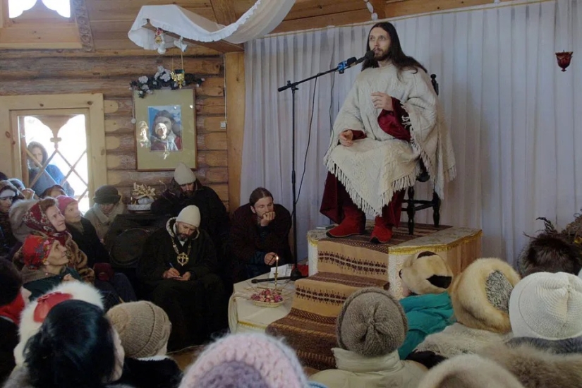 El día del Juicio por "Jesús de Siberia": por qué el líder de la "Iglesia del Último Testamento" Sergei Torop fue arrestado El día del Juicio por "Jesús de Siberia": por qué el líder de la "Iglesia del Último Testamento" Sergei Torop fue arrestado