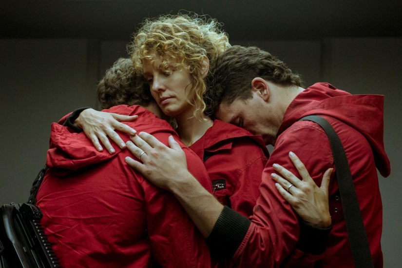 El fenómeno de la "Casa de papel" : cómo una serie de televisión española conquistó repentinamente el mundo entero El fenómeno de la "Casa de papel" : cómo una serie de televisión española conquistó repentinamente el mundo entero