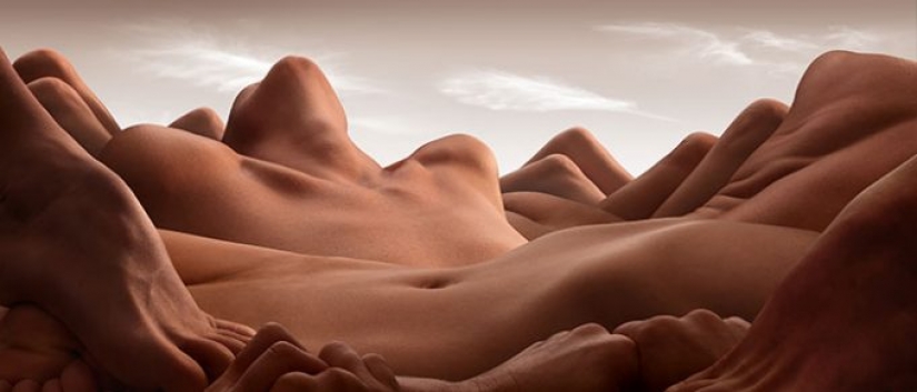 El fotógrafo crea paisajes utilizando solo cuerpos humanos y el resultado se ve genial El fotógrafo crea paisajes utilizando solo cuerpos humanos y el resultado se ve genial