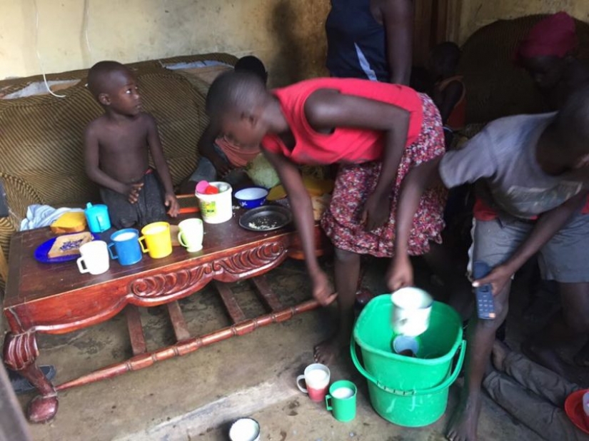 El genio de la fertilidad en Uganda: un 39 años de edad, madre soltera, ella está criando a sus 38 niños