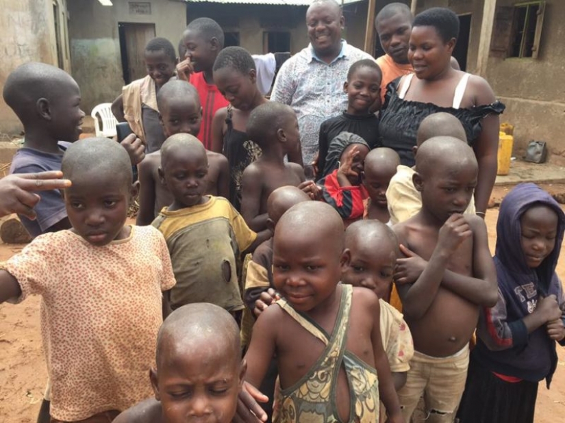 El genio de la fertilidad en Uganda: un 39 años de edad, madre soltera, ella está criando a sus 38 niños