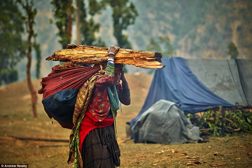 El último de los cazadores y recolectores: la vida de una tribu primitiva en Nepal