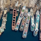 El negocio de los cruceros está navegando hacia el cementerio: cómo el coronavirus está arruinando una industria multimillonaria El negocio de los cruceros está navegando hacia el cementerio: cómo el coronavirus está arruinando una industria multimillonaria
