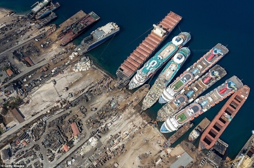 El negocio de los cruceros está navegando hacia el cementerio: cómo el coronavirus está arruinando una industria multimillonaria El negocio de los cruceros está navegando hacia el cementerio: cómo el coronavirus está arruinando una industria multimillonaria