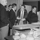 El Oso de Cocaína, o la historia de cómo un policía estadounidense se convirtió en un famoso traficante de drogas