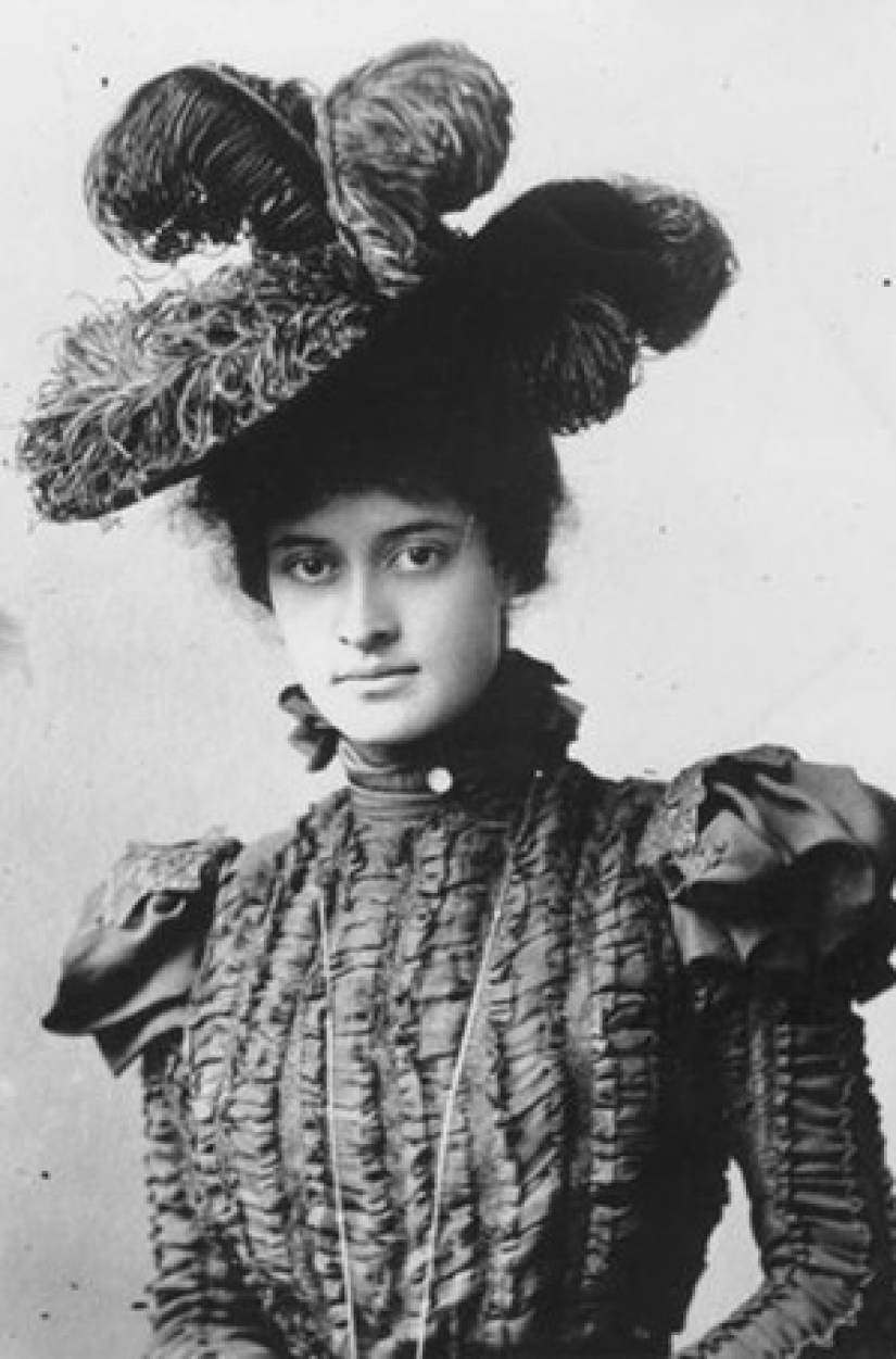 El Paraíso Anexo: La Vida y la muerte de la última Princesa del Reino Hawaiano El Paraíso Anexo: La Vida y la muerte de la última Princesa del Reino Hawaiano