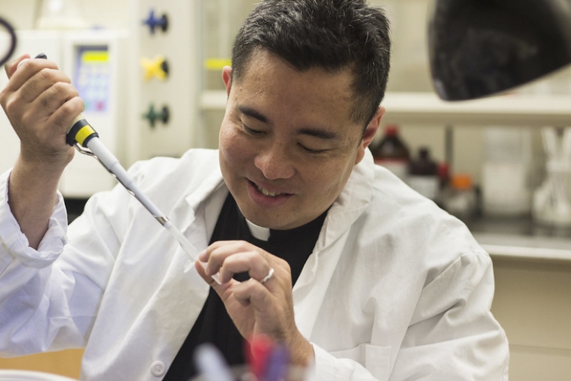 En Filipinas, se ha creado una vacuna para COVID-19, que se puede beber cerveza En Filipinas, se ha creado una vacuna para COVID-19, que se puede beber cerveza