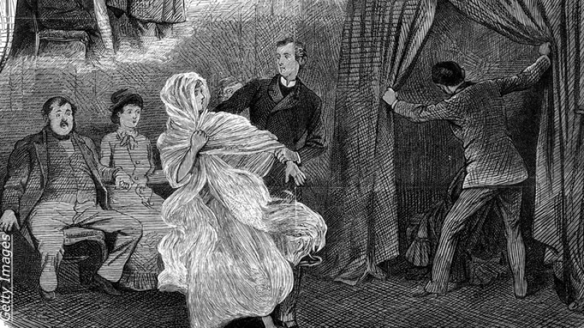 Entre Mundos: La Historia de Florence Cook, la Mujer que Habló con Fantasmas