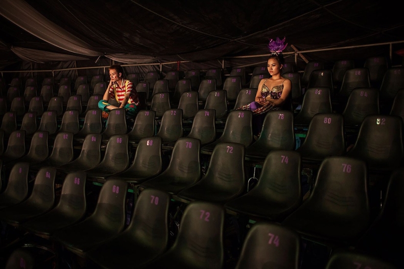Estar en el personaje: La dura vida cotidiana de los artistas de circo vietnamitas Estar en el personaje: La dura vida cotidiana de los artistas de circo vietnamitas