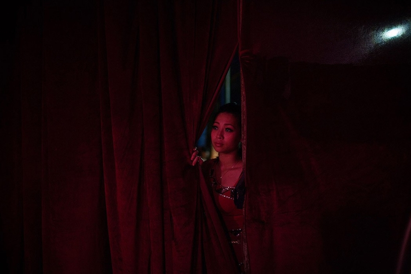 Estar en el personaje: La dura vida cotidiana de los artistas de circo vietnamitas Estar en el personaje: La dura vida cotidiana de los artistas de circo vietnamitas