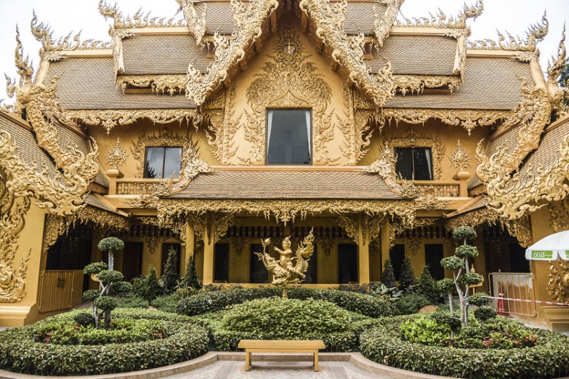 Este templo blanco en Tailandia es el cielo y el infierno