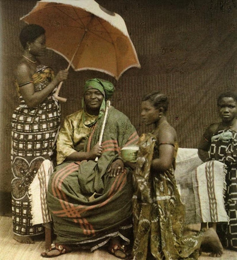 "Ethnoexotics" from around the world on autochromes (1907-1931)