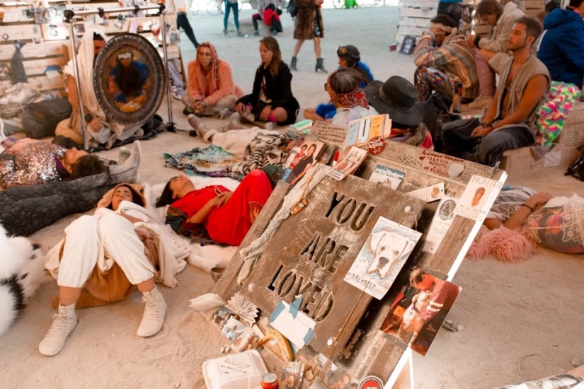 Euforia en medio del desierto: Revelaciones calientes de los participantes del Festival Burning Man