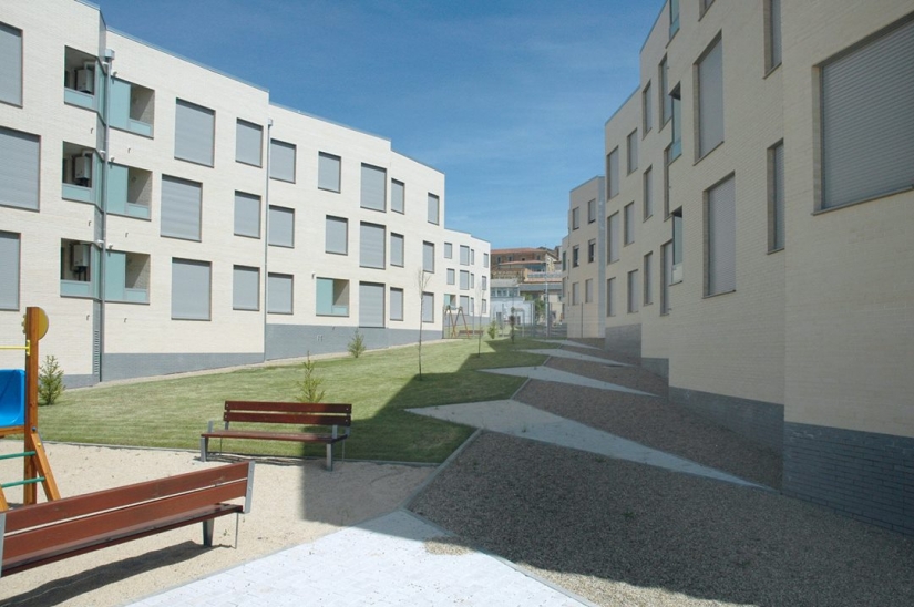 European homes for the poor that look like Moscow's elite European homes for the poor that look like Moscow's elite