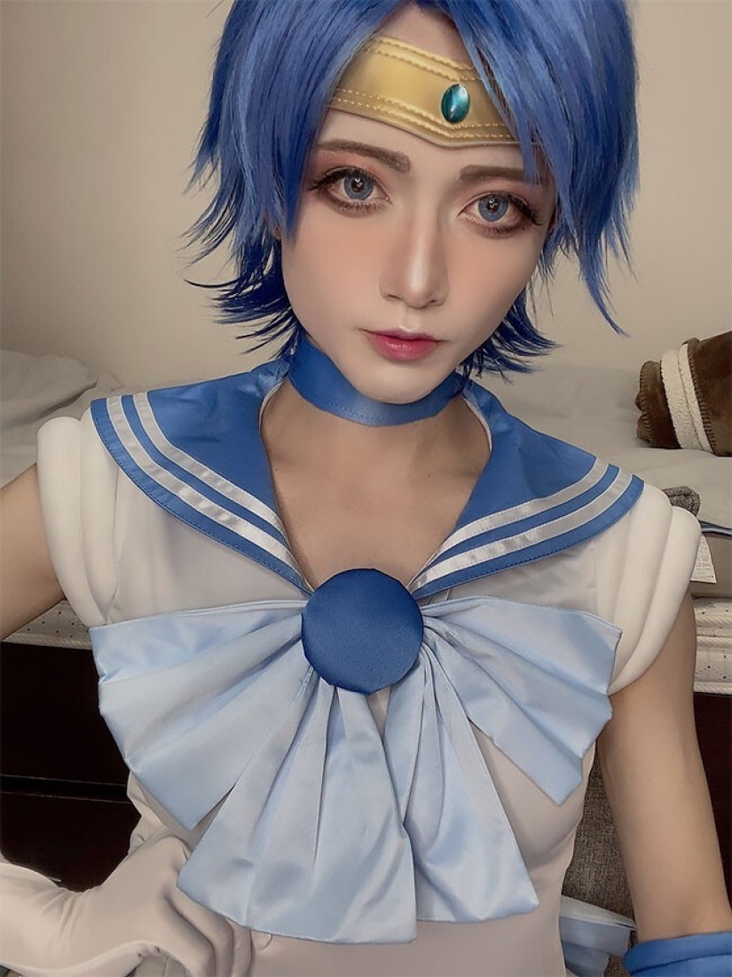 Evangelion do Sailor Moon: Cómo un chico de Japón cosplays princesas de anime Evangelion do Sailor Moon: Cómo un chico de Japón cosplays princesas de anime