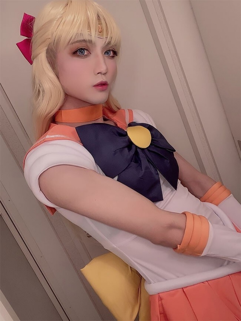 Evangelion do Sailor Moon: Cómo un chico de Japón cosplays princesas de anime Evangelion do Sailor Moon: Cómo un chico de Japón cosplays princesas de anime
