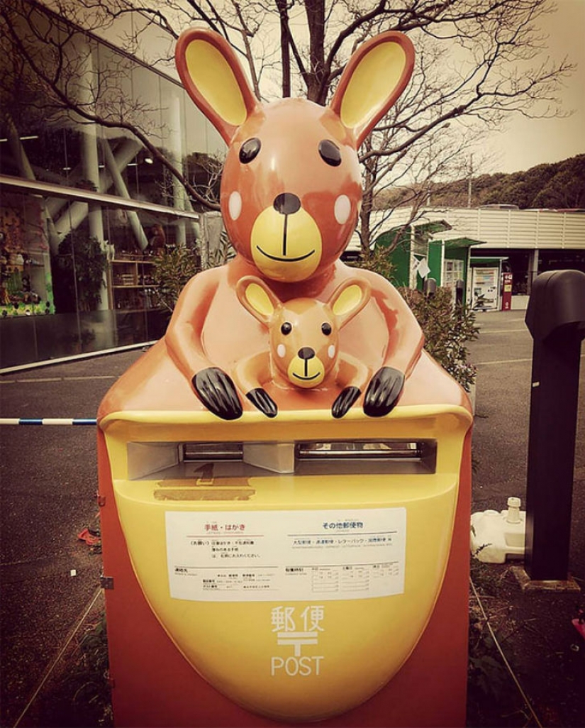 Even mailboxes in Japan are very strange