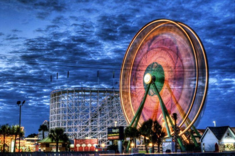 Ferris wheels on long exposure