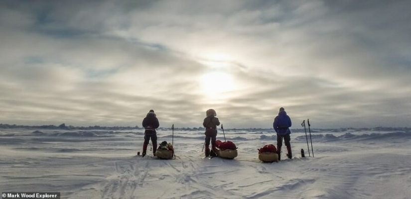 Firefighter quit my job and went to extreme travel to the North pole and the Himalayas Firefighter quit my job and went to extreme travel to the North pole and the Himalayas