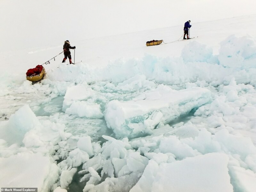 Firefighter quit my job and went to extreme travel to the North pole and the Himalayas Firefighter quit my job and went to extreme travel to the North pole and the Himalayas