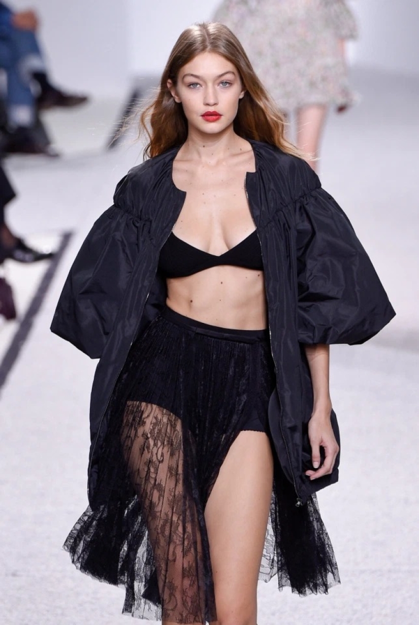 Following in the footsteps of the mother: the most successful models who followed the example of their mothers