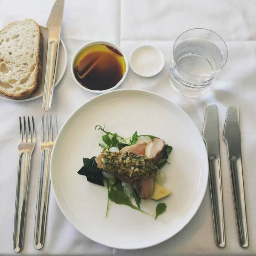 Food or food? How to feed in business class and economy class of different airlines Food or food? How to feed in business class and economy class of different airlines