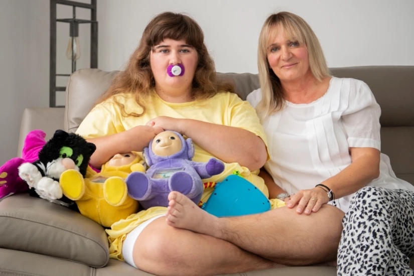 For 19 years, a mother has been caring for her 10-month-old daughter For 19 years, a mother has been caring for her 10-month-old daughter