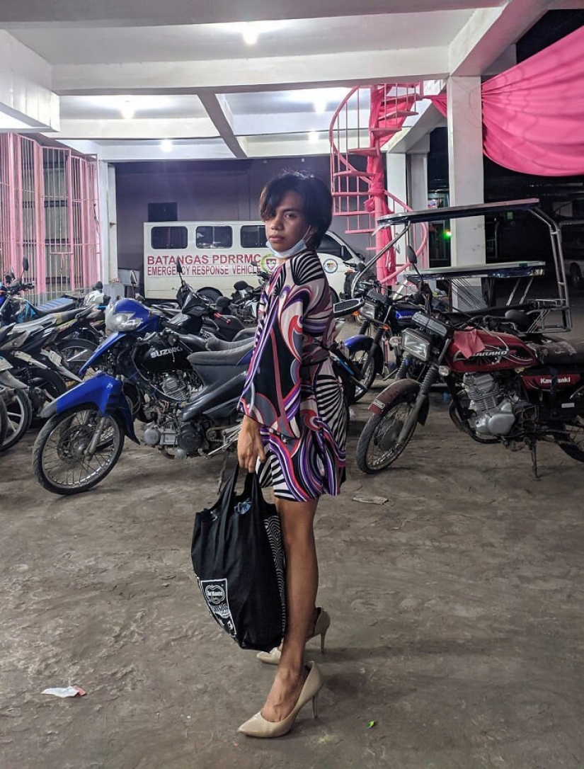 For goodness sake, and with a side bow: Filipinos who fled from the volcano, share photos of clothing donations