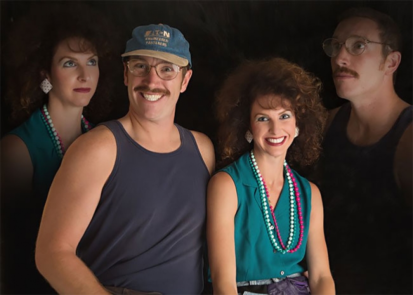 For the 10th anniversary of their marriage, the couple starred in a stupid photo shoot in the style of the 80s