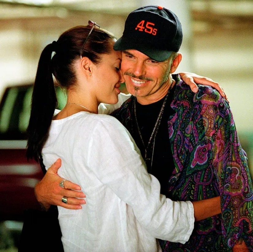 For the first meet: Jolie, Roberts and other stars, hastily married For the first meet: Jolie, Roberts and other stars, hastily married