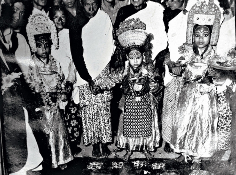 Former goddess: how do those who have ceased to be royal Kumari live in Nepal