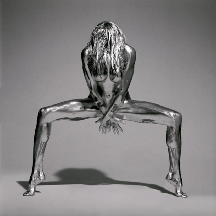 Fotógrafa convierte a mujeres en esculturas vivas