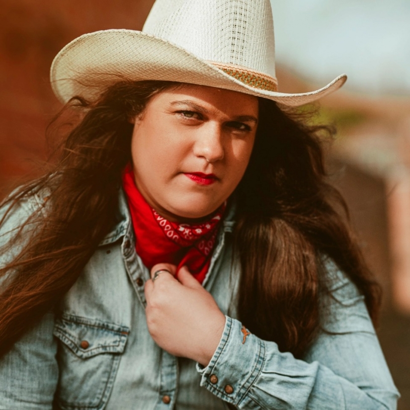 Freed from bondage: a British woman left a strict sect after losing her virginity at the age of 30 Freed from bondage: a British woman left a strict sect after losing her virginity at the age of 30