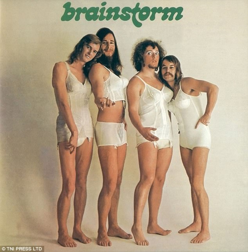 Full Hello from 80s: posters of music groups that no one will ever hang on the wall