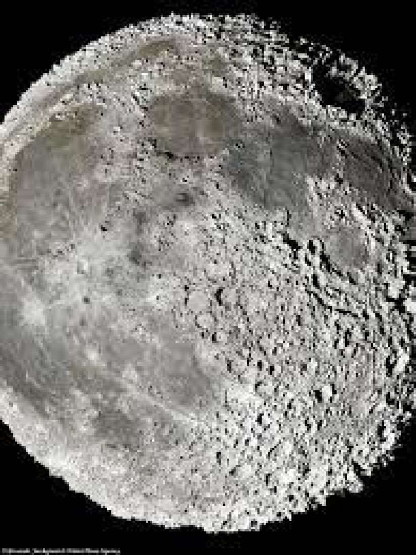 Full moon. Photographer brings together 200,000 images of the Moon to reveal every crater and crack on its surface in incredible detail Full moon. Photographer brings together 200,000 images of the Moon to reveal every crater and crack on its surface in incredible detail