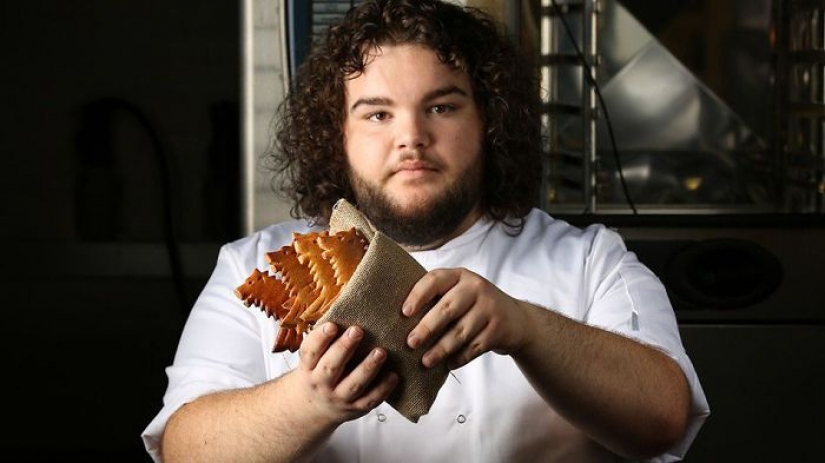 Game of Thrones 'Pie' opened his own bakery