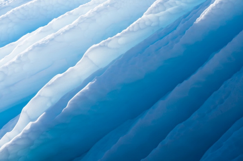 Glaciers and silence: The vanishing beauty of Greenland through the lens of Albert Dros Glaciers and silence: The vanishing beauty of Greenland through the lens of Albert Dros