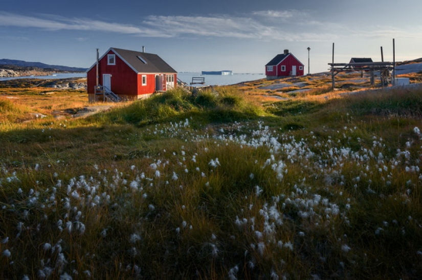 Glaciers and silence: The vanishing beauty of Greenland through the lens of Albert Dros Glaciers and silence: The vanishing beauty of Greenland through the lens of Albert Dros
