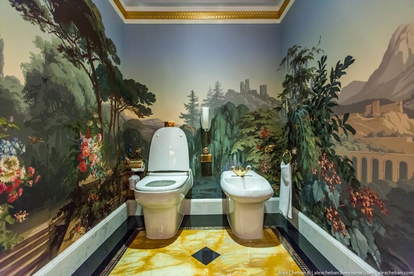 Gold for sheikhs and oligarchs: the most expensive room in the seven-star Burj Al Arab Hotel Gold for sheikhs and oligarchs: the most expensive room in the seven-star Burj Al Arab Hotel