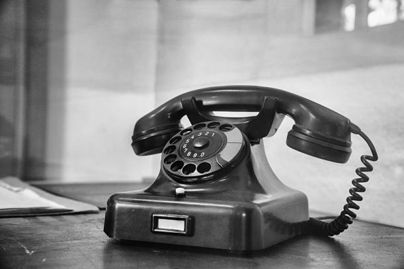 "He had his finger on the trigger": the testimony of employee counseling services