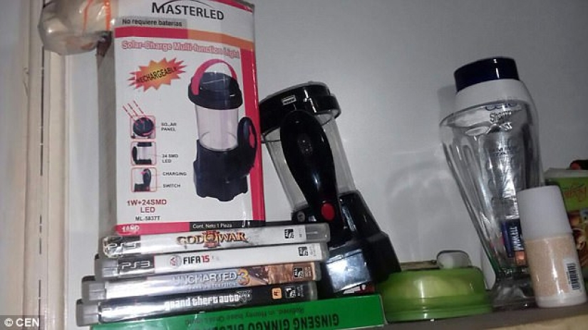 Here's how members of famous gangs live in prison in Honduras