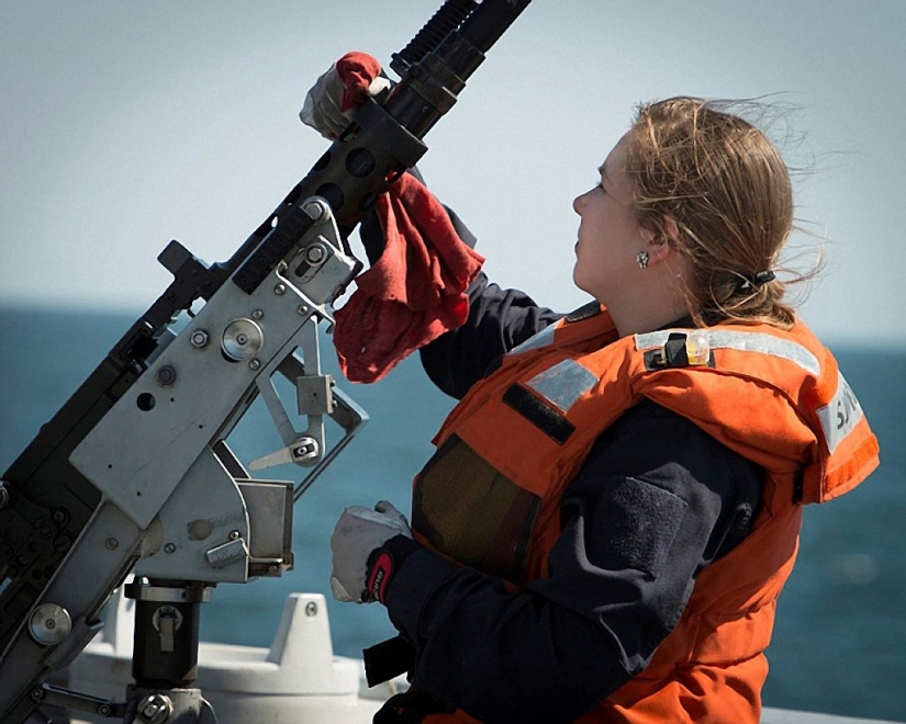 Hermosa la mitad ejército noruego