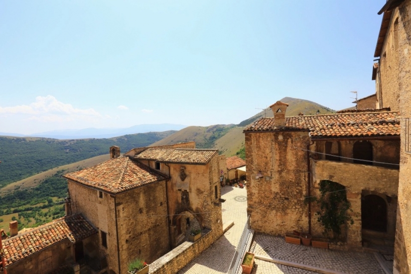 Houses at the price of 1 euro and money for moving to the village: Italy continues to surprise with amazing offers Houses at the price of 1 euro and money for moving to the village: Italy continues to surprise with amazing offers
