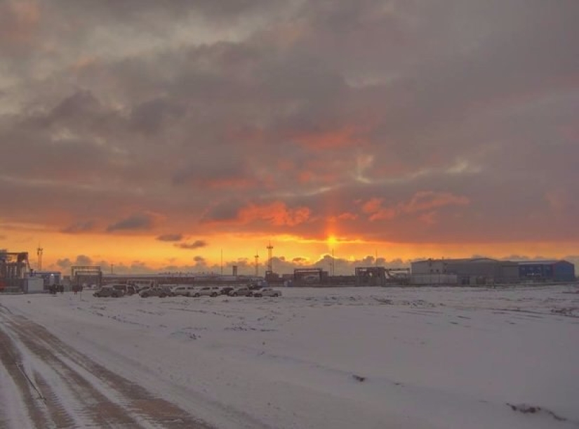 How does the closed shift settlement Sabetta live in the Far North How does the closed shift settlement Sabetta live in the Far North