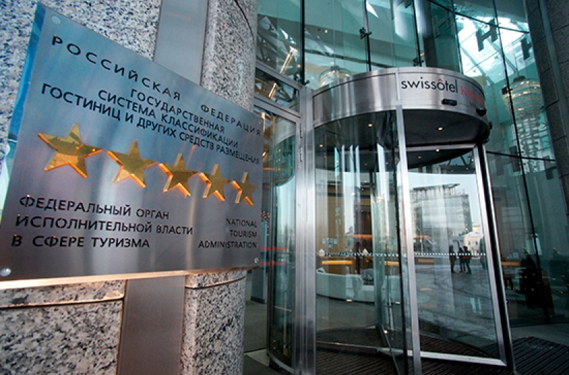 How "light" the hotels of the stars: the nuances that you don't know