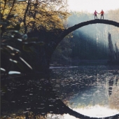 How to distinguish professional photos from amateur ones