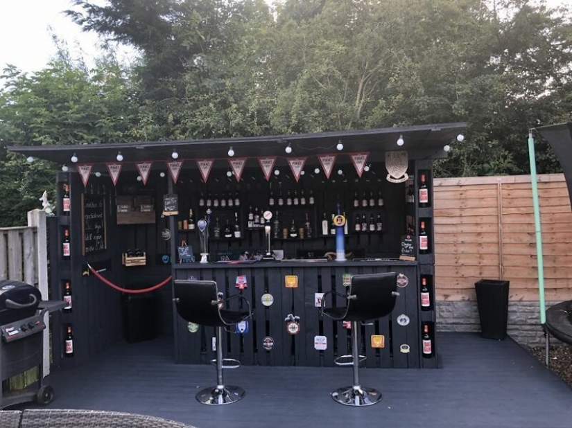 How to make a stylish garden bar in the country from wooden pallets How to make a stylish garden bar in the country from wooden pallets