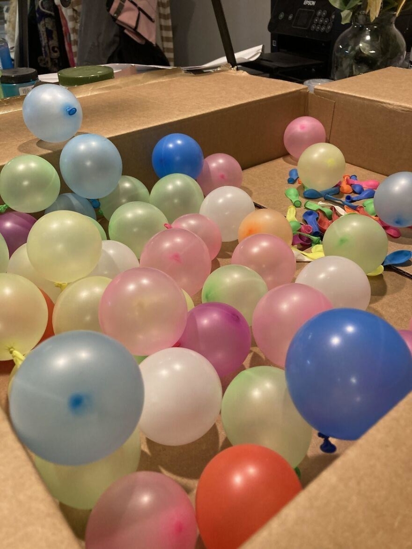 How to make an original Christmas tree with their hands