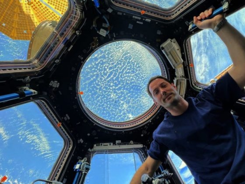 Impresionantes fotos del astronauta francés de SpaceX capturan auroras brillantes y furiosos incendios forestales Impresionantes fotos del astronauta francés de SpaceX capturan auroras brillantes y furiosos incendios forestales