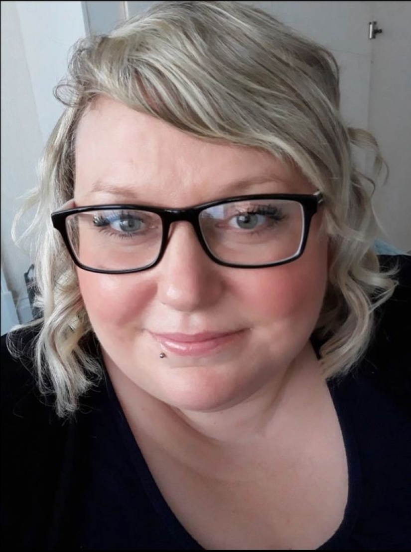 In the USA, a girl was not taken to a slimming camp because she is... too fat